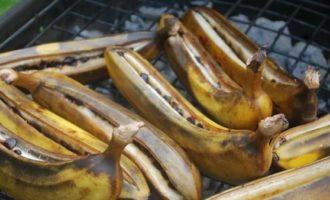 Рецепт бананов с шоколадом в духовке