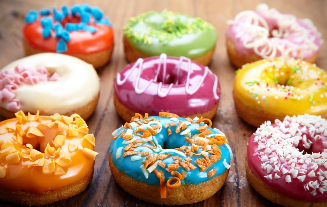 https://shokoladd.ru/wp-content/uploads/2019/06/donuts-ponchiki-glazur-6928.jpg