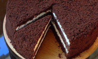 Как приготовить шоколадный торт в домашних условиях