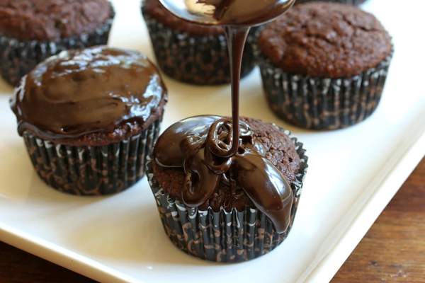 chocolate cupcakes 21 edited1