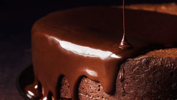 Простой торт из шоколадных конфет