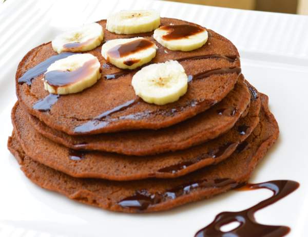 chocolate pancakes with banana